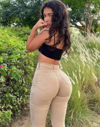 Küçükçekmece Escort Bayan Ezgiyle Sınırları Aşın